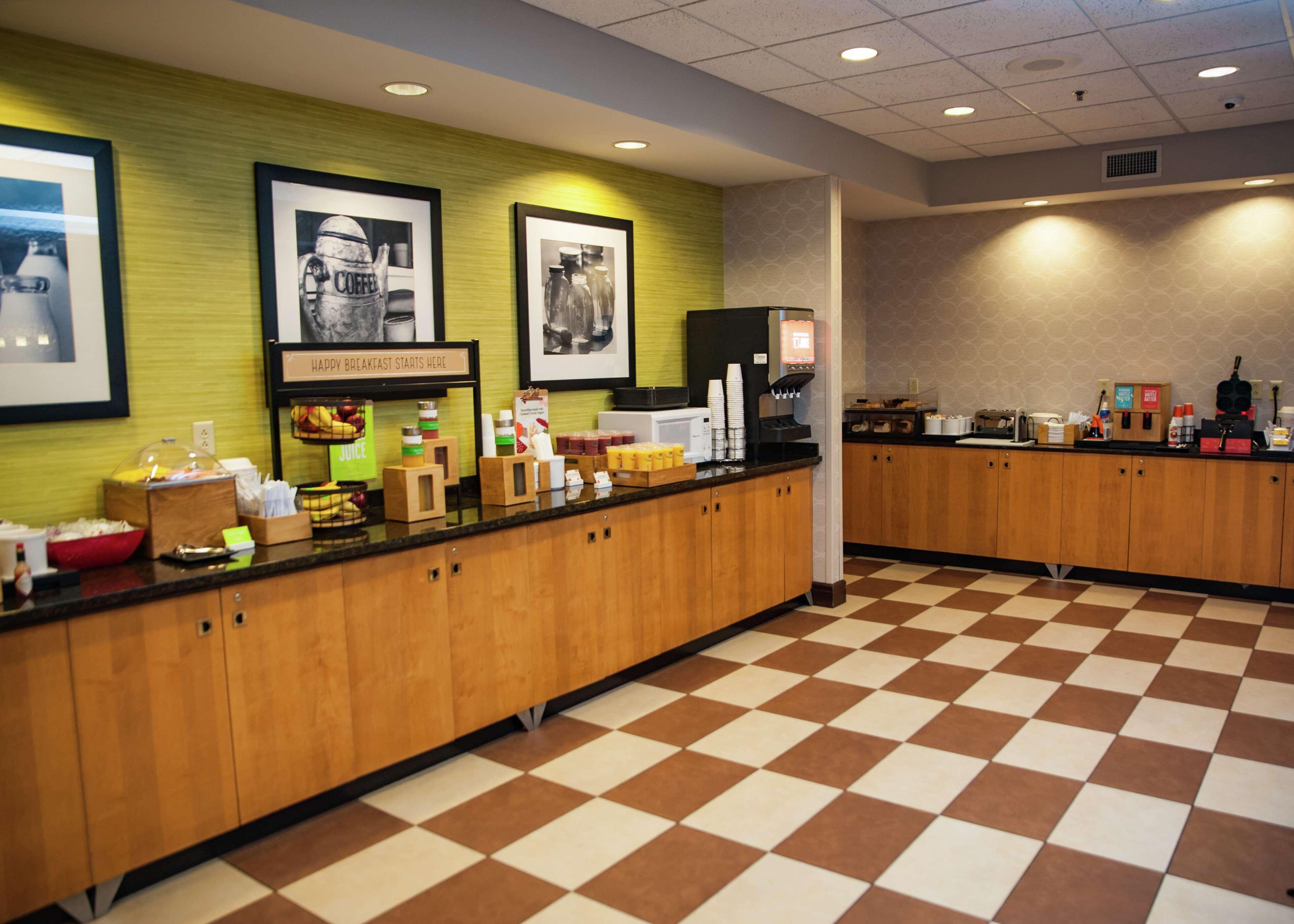 Hampton Inn Норфолк Екстер'єр фото