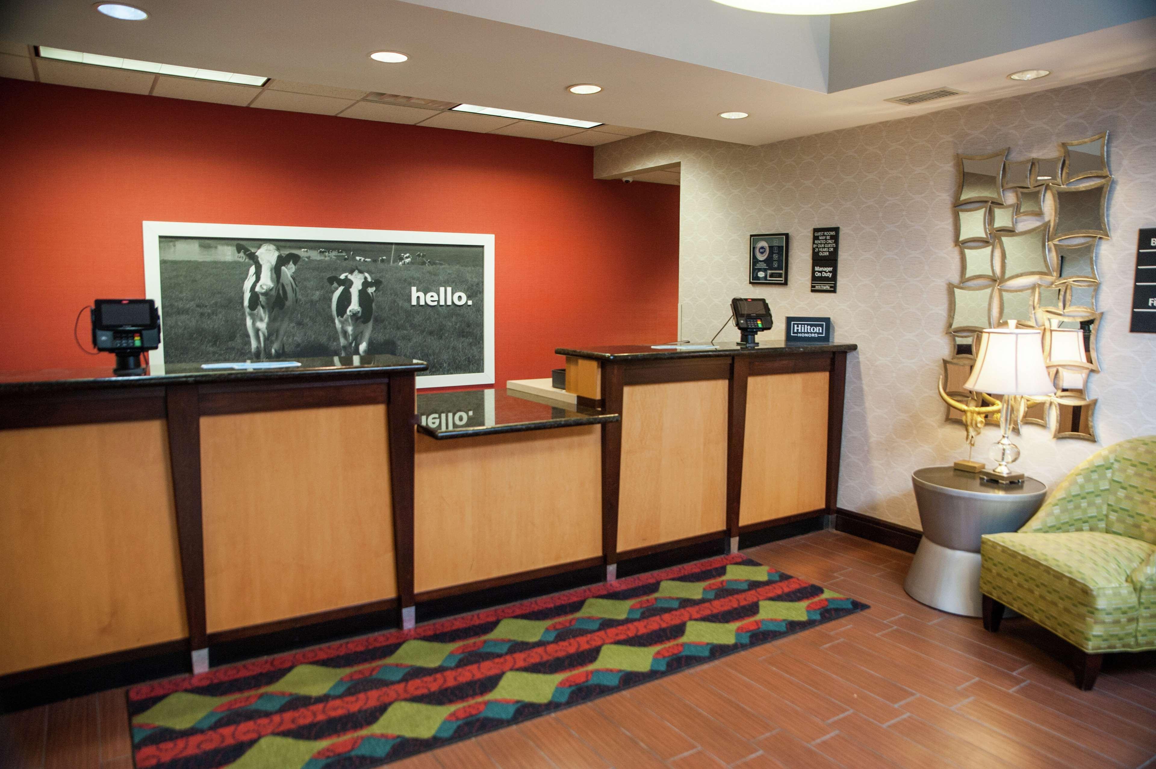 Hampton Inn Норфолк Екстер'єр фото