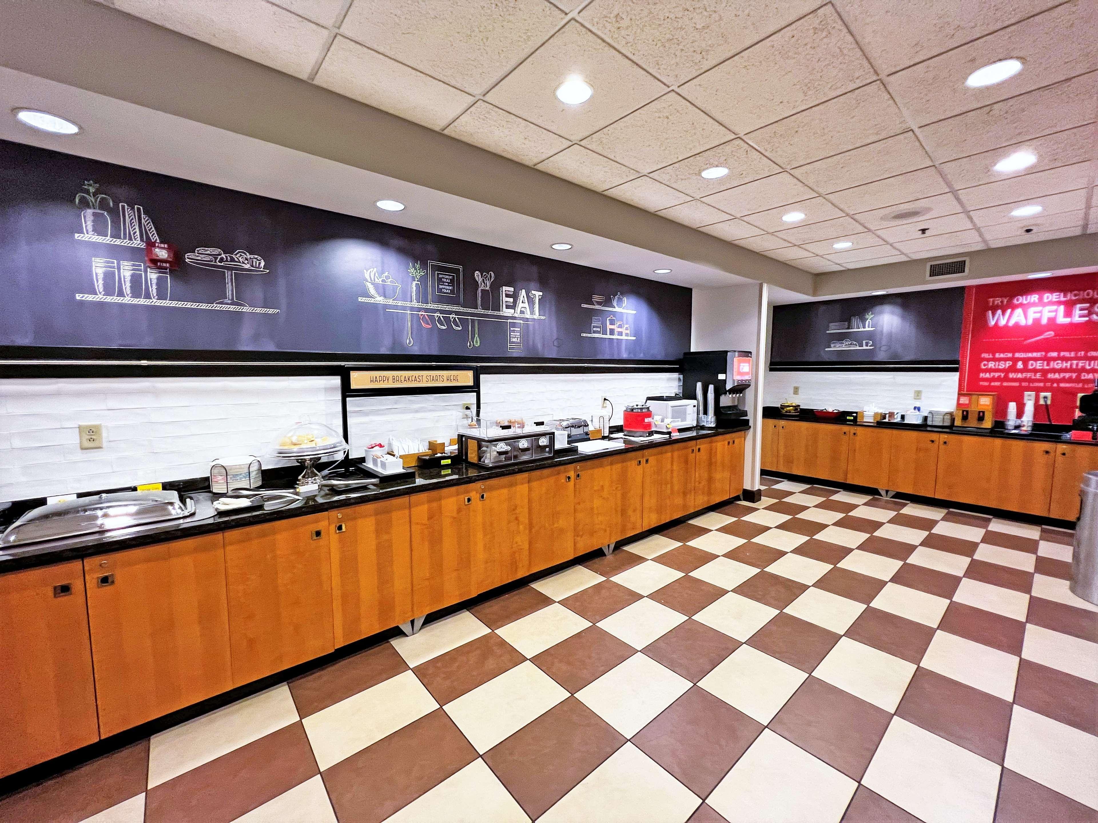Hampton Inn Норфолк Екстер'єр фото