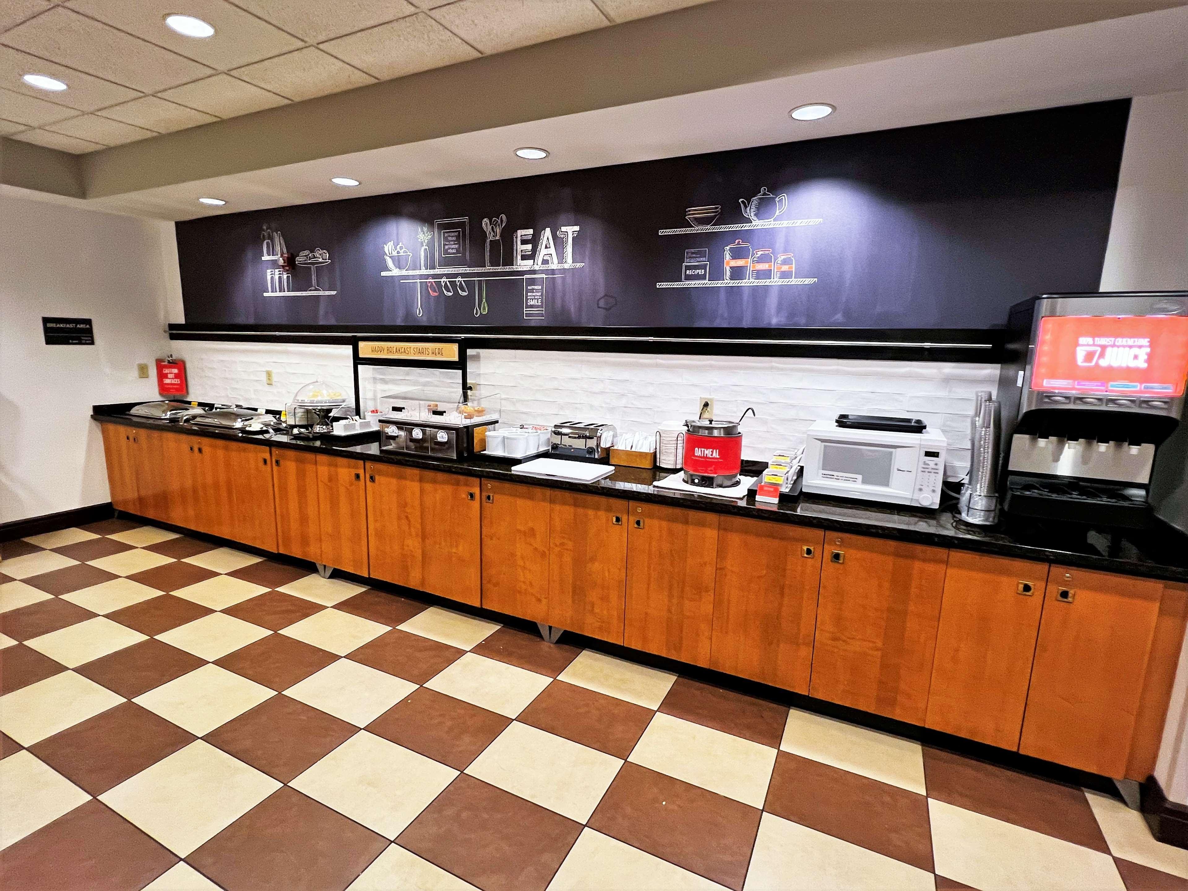 Hampton Inn Норфолк Екстер'єр фото