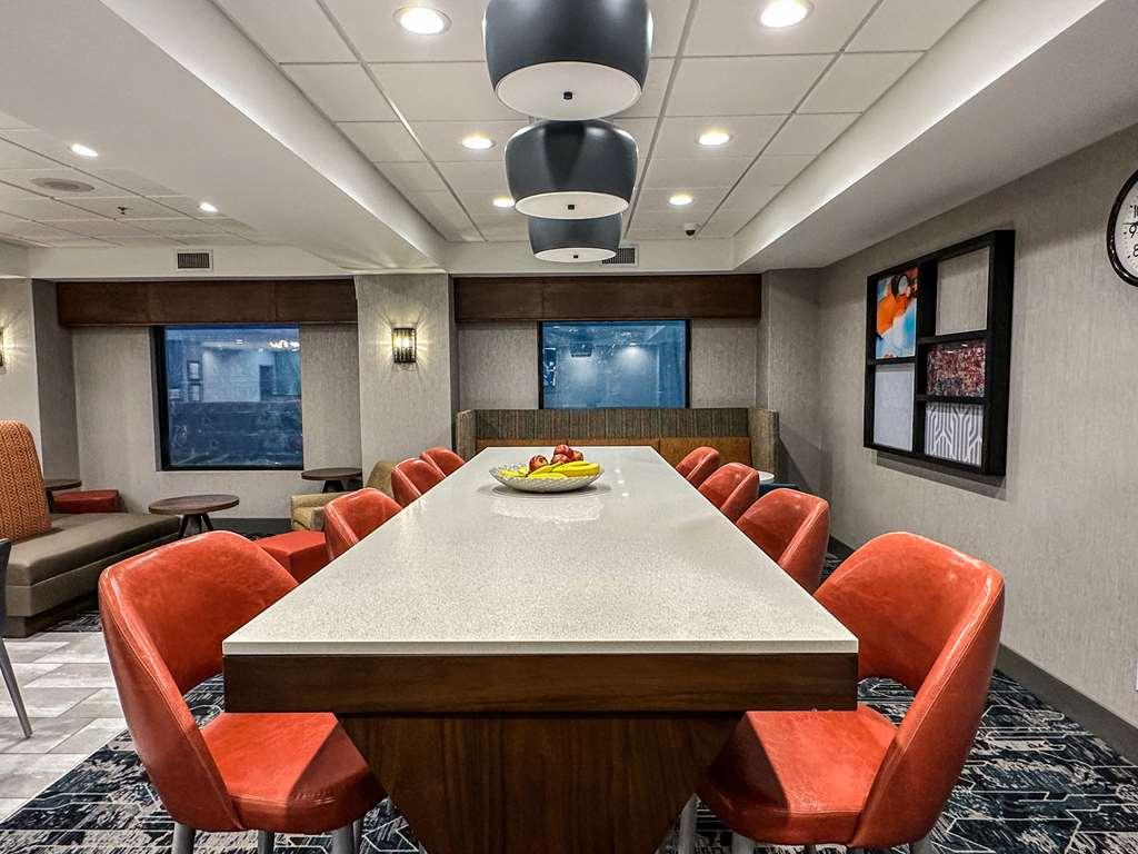 Hampton Inn Норфолк Інтер'єр фото