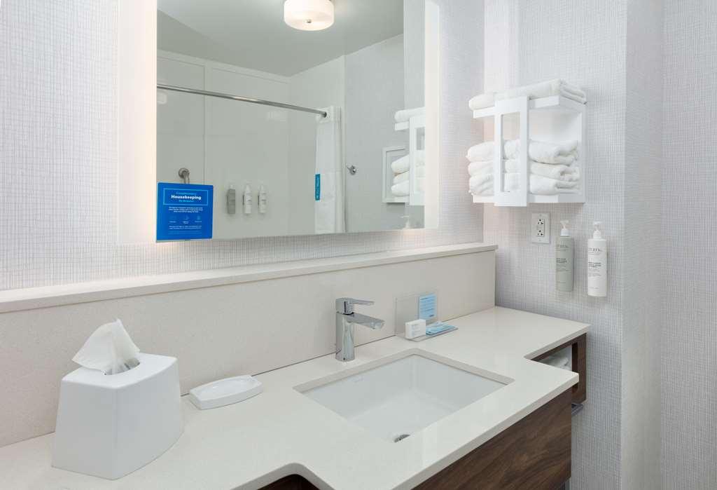 Hampton Inn Норфолк Номер фото