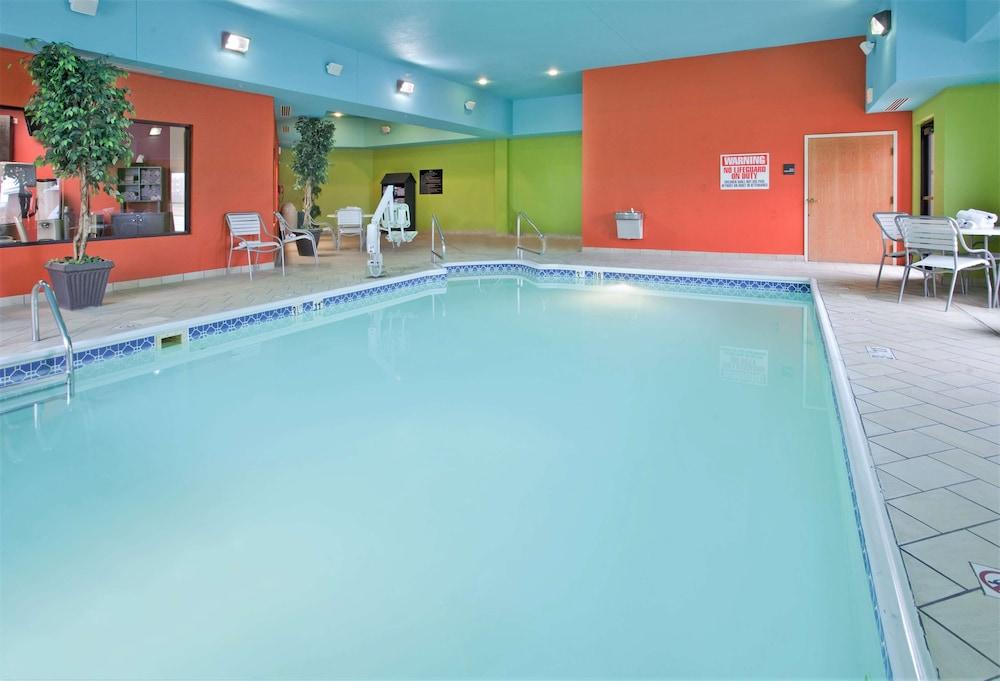 Hampton Inn Норфолк Екстер'єр фото
